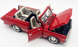 ACME DIECAST 1970 GMC JIMMY SLAMMED CUSTOM - Image 3